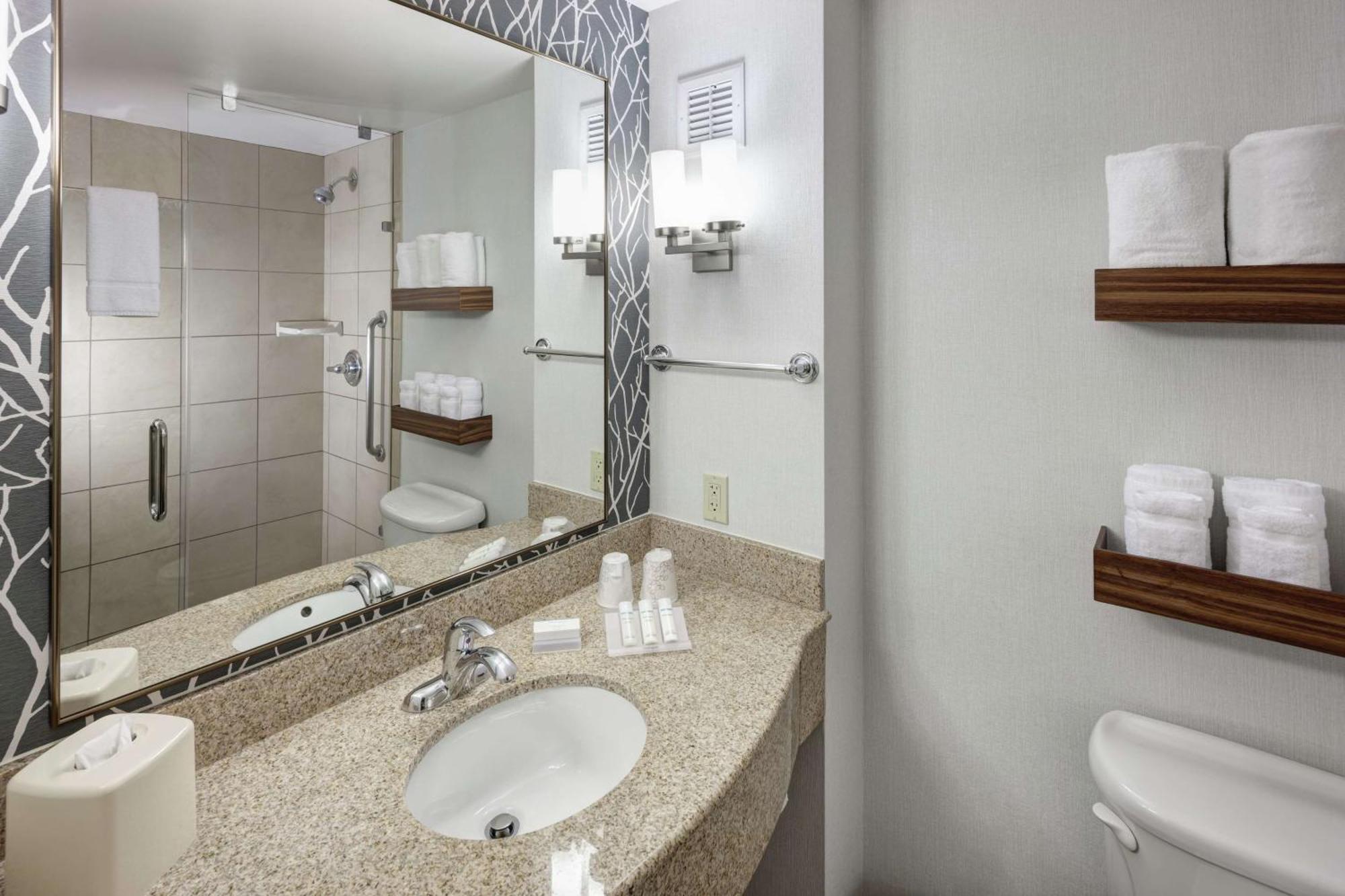 Hilton Garden Inn Lake Forest Mettawa Экстерьер фото